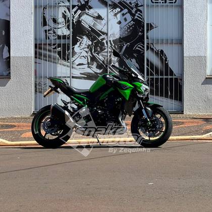 KAWASAKI Z900 KAWASAKI Z900